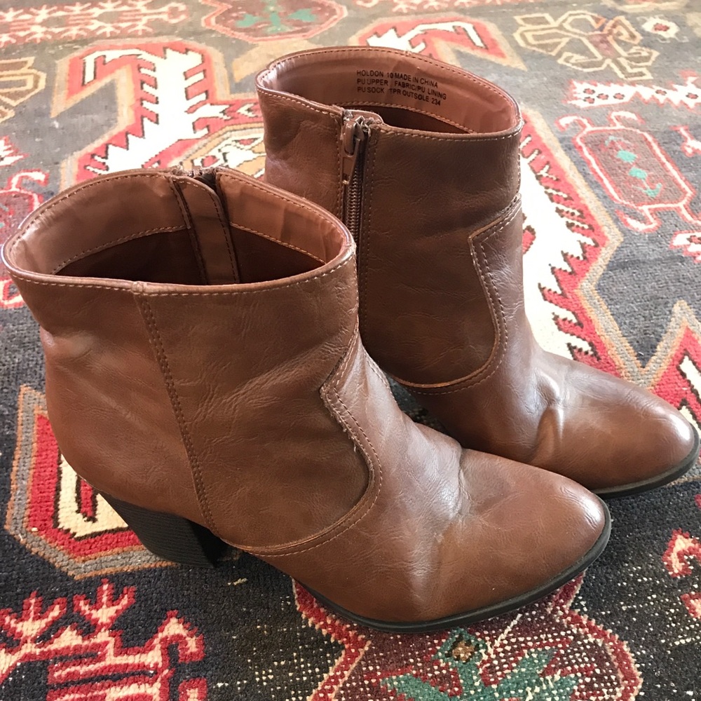 Madden Girl Size 10 Booties
